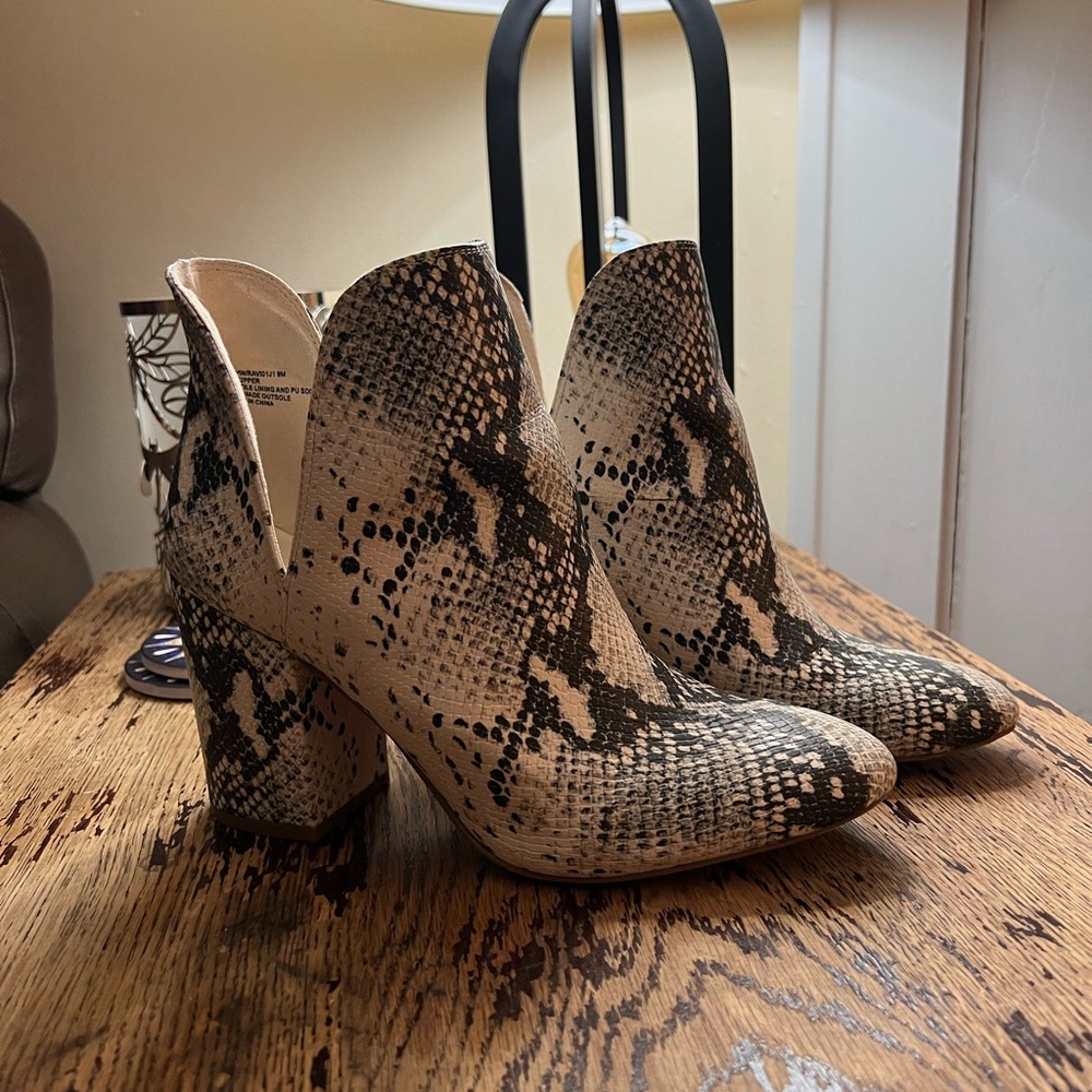 Madden Girl snake skin booties size 9